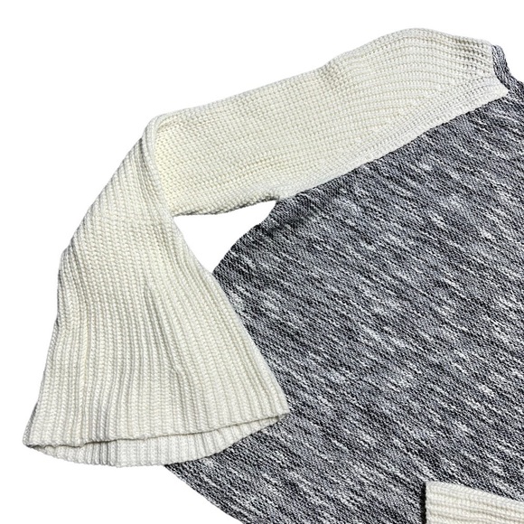 Anthropologie Gray and Ivory Dolan Knit Bell Sleeve Sweater XS - Picture 9 of 9